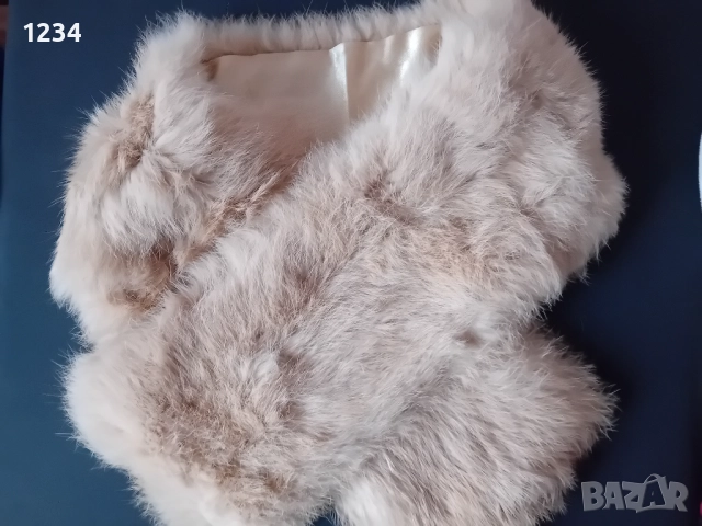 Шикозен марков  шал  от естествена кожа, снимка 3 - Шалове - 52676567