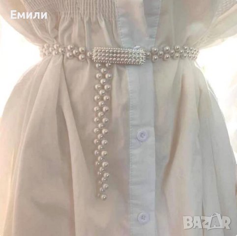Елегантен еластичен колан бижу с бели/бежови перли и правоъгълна закопчалка с малки перли, снимка 1 - Колани - 41560220