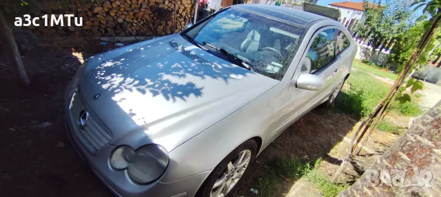 Продава се цял за части Mercedes 220 CDI W203