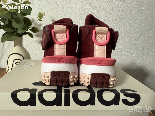Децки спортни зимни обувки adidas, снимка 4 - Детски боти и ботуши - 52018060