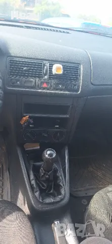 VW Golf 4 1.6 101кс на части, снимка 6 - Автомобили и джипове - 47578451