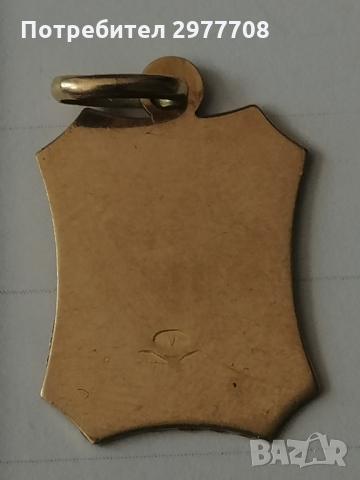 Златен медальон 18 К, снимка 3 - Колиета, медальони, синджири - 36107799