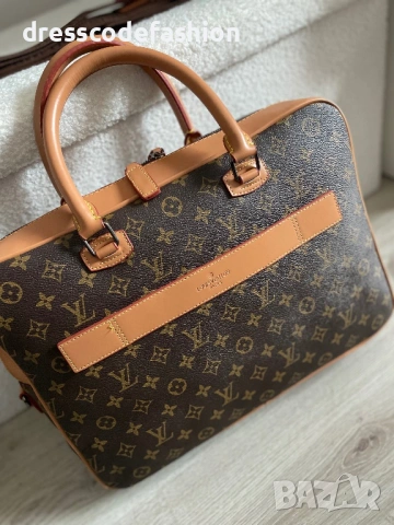 Кожена чанта за лаптоп Louis Vuitton , снимка 4 - Части за лаптопи - 53813605