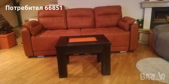 Атрактивна холна масичка с оранжево стъкло., снимка 2 - Маси - 53369890