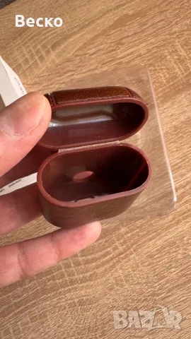 Чисто ново Калъфче за airpods 1/2 generation, снимка 3 - Калъфи, кейсове - 50323189