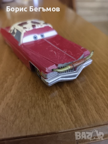 КоличкаDisney  Dinoco  Diecast 1:43 