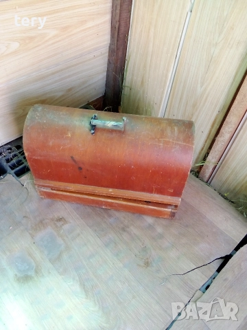 Продавам стара шевна машина руска Варна , снимка 4 - Антикварни и старинни предмети - 52598541