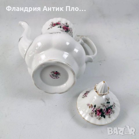 Висок чайник Royal Albert Lavender Rose, снимка 2 - Сервизи - 39998399