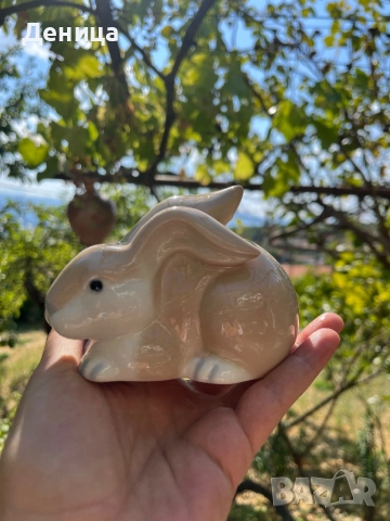 Страхотна муцунка🫶 Порцеланово зайче Липсва маркировка Размери-13/9 см Цена-30 лв, снимка 5 - Статуетки - 51478898