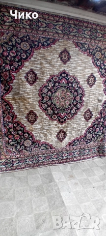 Стар плюшен ковьор за стена, снимка 4 - Антикварни и старинни предмети - 51522120