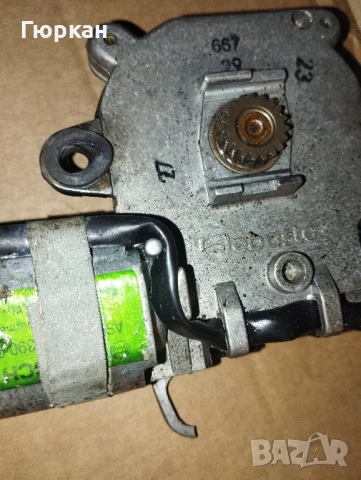 Mercedes Benz E Class - C Class  Sunroof Motor , снимка 5 - Части - 51022316
