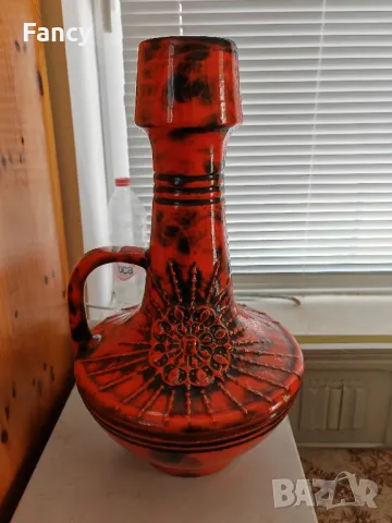 Голяма керамична Ваза от 60 те, снимка 3 - Антикварни и старинни предмети - 49347189