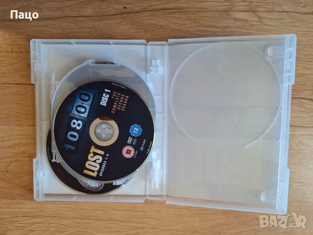 Lost Season 2  Compact Box DVD, снимка 3 - DVD филми - 55770895