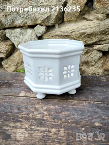 Порцеланова кашпа , снимка 4 - Антикварни и старинни предмети - 50049335