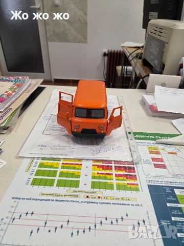 колички метални чисто нови 1:18, снимка 10 - Колекции - 53663987