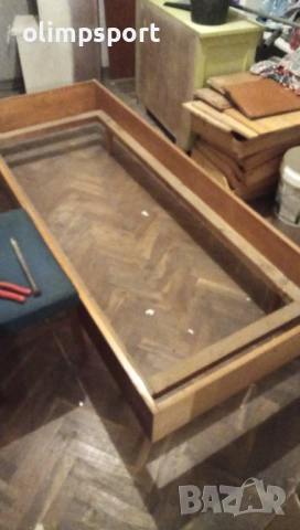 рамка за единично легло 200х80см дърво масив имам и пружина за него може да се сложи и матак