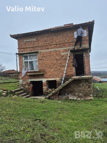 Продавам Кьща в село Александрово