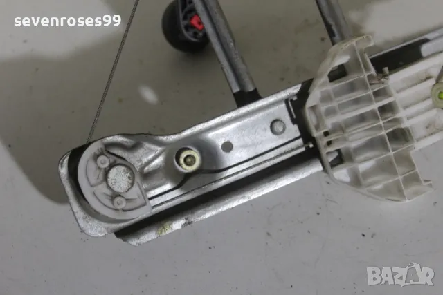 Машинка стъкло ръчна задна лява Форд Фокус 1 хечбек Ford Focus 1, снимка 5 - Части - 48254443