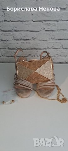 Елегантни обувки и чанта - цвят светло злато