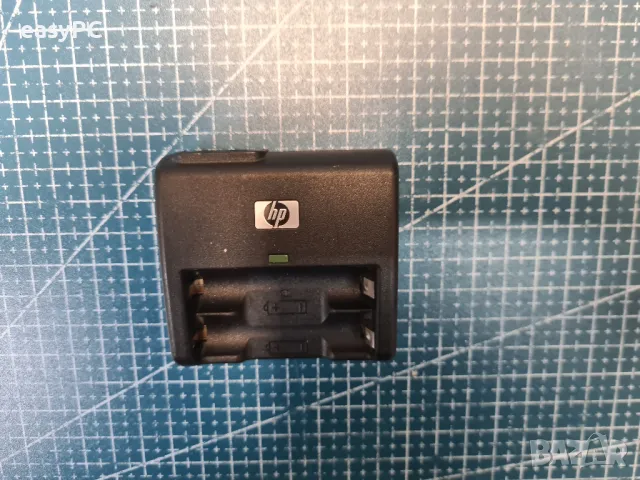 Оригинален зарядно за батерии HP PhotoSmart AA NiMH Battery Charger L2420-67901 