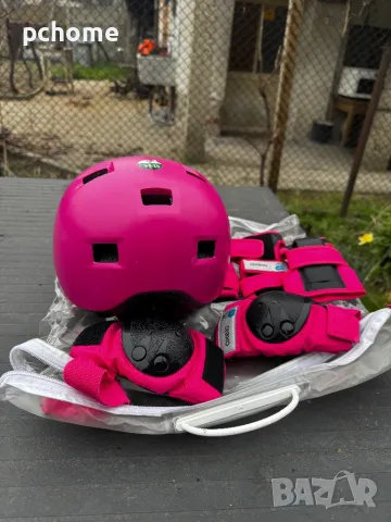 Каска и протектори , снимка 3 - Детски велосипеди, триколки и коли - 49664773