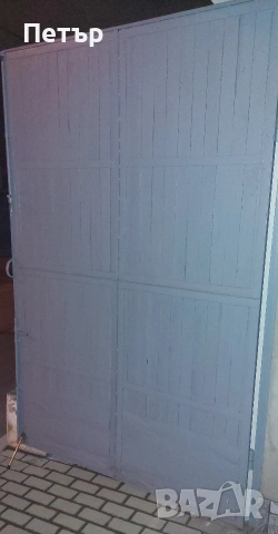 Голяма масивна гаражна с входна врата, снимка 4 - Гаражни врати - 52845148