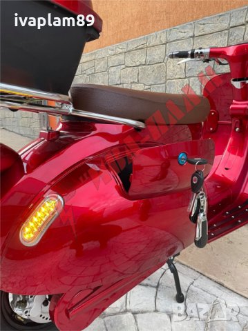 Електрически скутер Elektro Futura дизайн Vespa 4000W 20Ah/7 4000W 20Ah/72V+документи за регистрация, снимка 15 - Мотоциклети и мототехника - 34447368