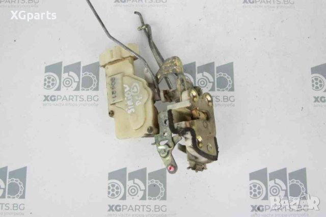 Брава врата предна лява за Daihatsu Sirion (1998-2005), снимка 2 - Части - 41475943