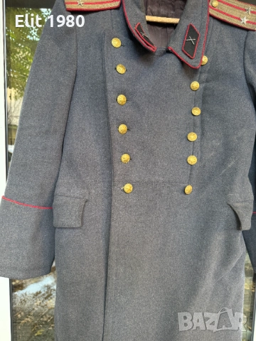 Продавам офицерски шинел , снимка 3 - Антикварни и старинни предмети - 52461339
