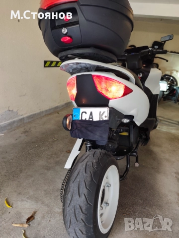 Erider eл скутер 4000W нов двигател батерия и гуми на ток електрически, снимка 2 - Мотоциклети и мототехника - 46917260