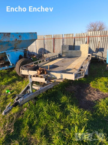 Платформа за автомобили