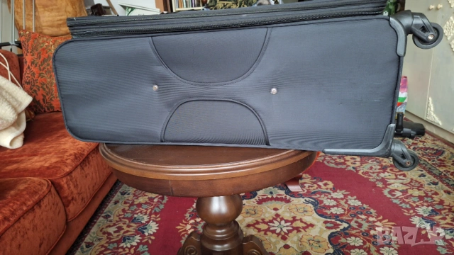 Продавам голям текстилен куфар 77×47×28, снимка 6 - Куфари - 53208613