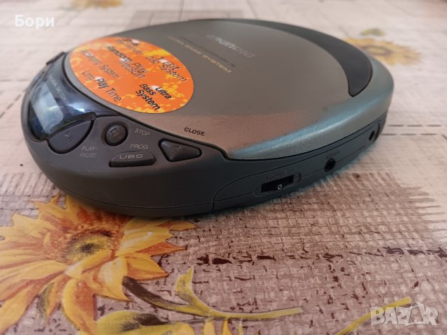 GRUNDIG CD Уокмен, снимка 4 - Плейъри, домашно кино, прожектори - 42074380