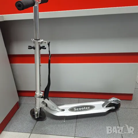 Алуминиева Тротинетка Scooter сгъваема, снимка 8 - Скутери и тротинетки - 47578448