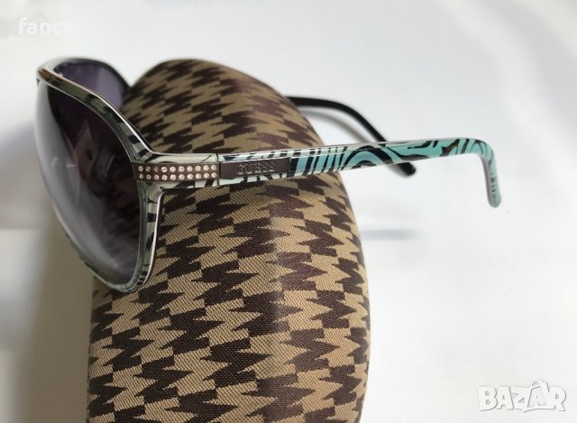 Слънчеви очила Guess, снимка 6 - Слънчеви и диоптрични очила - 41565914