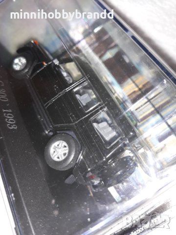 Mercedes -Benz G 300 1993.Black metallic. Top rare  model. IXO/DEAGOSTINI., снимка 7 - Колекции - 41334269