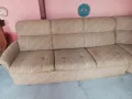 Продавам ъглов диван бежов на цвят., снимка 1