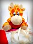 Плюшена играчка жираф със сърце за Свети Валентин, снимка 1 - Плюшени играчки - 35665901
