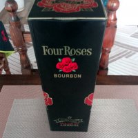 Продавам оригинална,метална кутия от уиски Four Roses--BOURBON.Лимитирана серия., снимка 3 - Колекции - 40225959