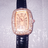 Нов дамски часовник , снимка 1 - Дамски - 44584091