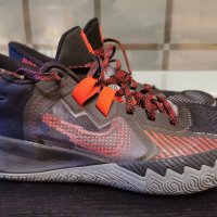 Кецове Nike Kyrie Flitrap trap V 41 номер , снимка 2 - Кецове - 41730424