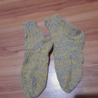 Ръчно плетени чорапи , снимка 1 - Други - 38631342