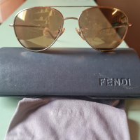 FENDI оригинални слънчеви очила/ авиатор, златиста метална рамка/, снимка 10 - Слънчеви и диоптрични очила - 44583409