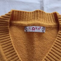 Дамски пуловер S/M размер, снимка 7 - Блузи с дълъг ръкав и пуловери - 35930086