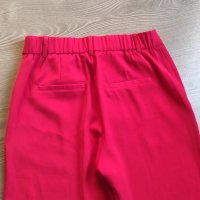 Елегантен червен панталон, р-р 34, снимка 2 - Панталони - 42692043