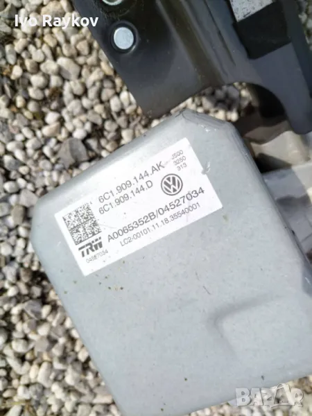 Моторче електрическа рейка за Volkswagen Polo Hatchback VI  6C1 909 144 AK, снимка 1