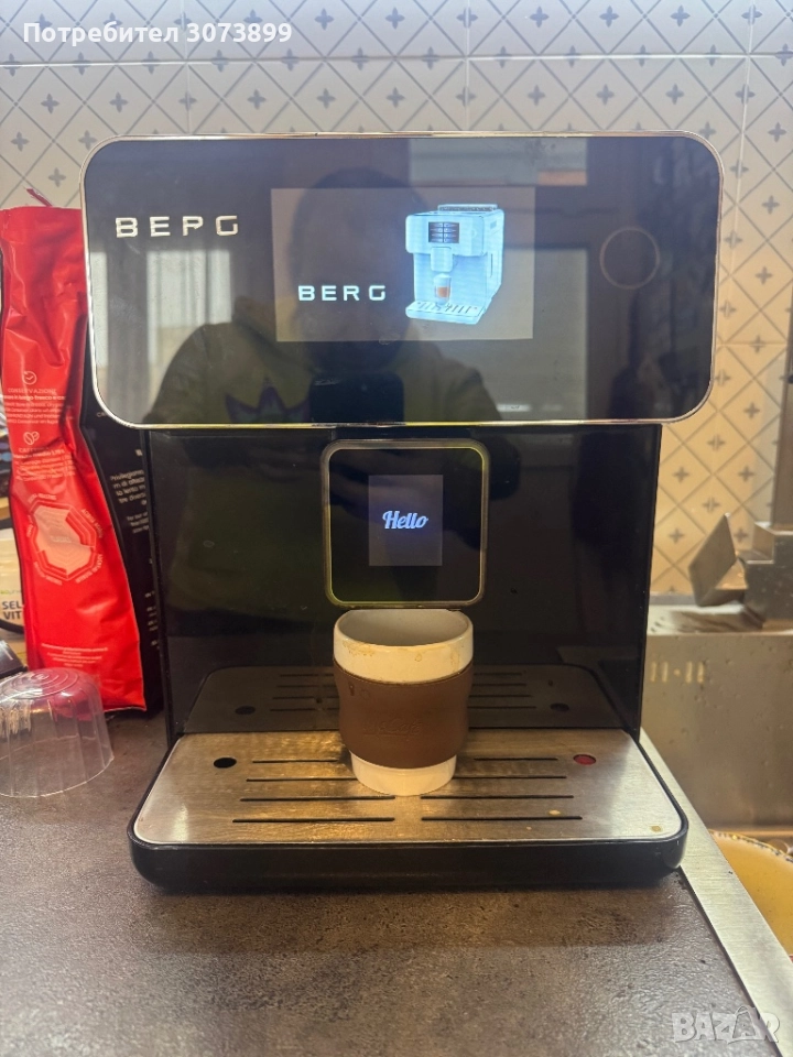 Berg toccare uno кафемашина робот, снимка 1