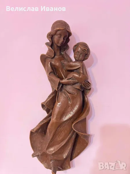 Винтидж восъчна скулптора за стена на Богородица с Младенеца.Отлично състояние.
, снимка 1