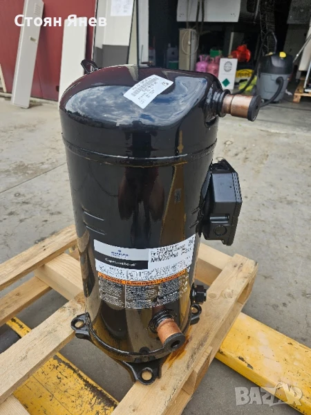 Хладилен компресор Copeland ZP137KCE-TFD-977 - на R410, снимка 1