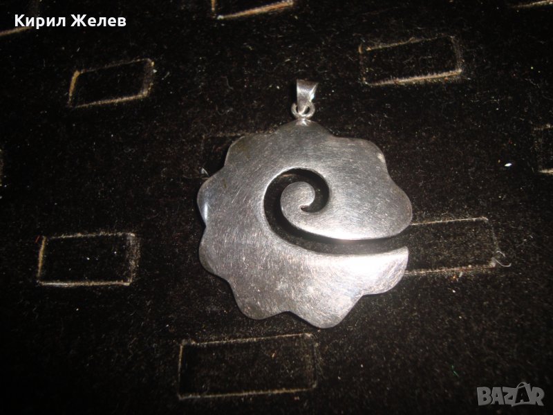 ГОЛЯМ СРЕБЪРЕН БУТИКОВ АРТ МЕДАЛЬОН СРЕБРО 925 ФЕШЪН БИЖУ 25617, снимка 1